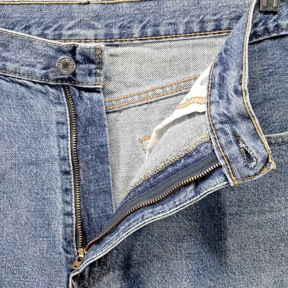 Levis 505 Regular Fit Mens Denim Shorts Light Wash Blue W36 7047